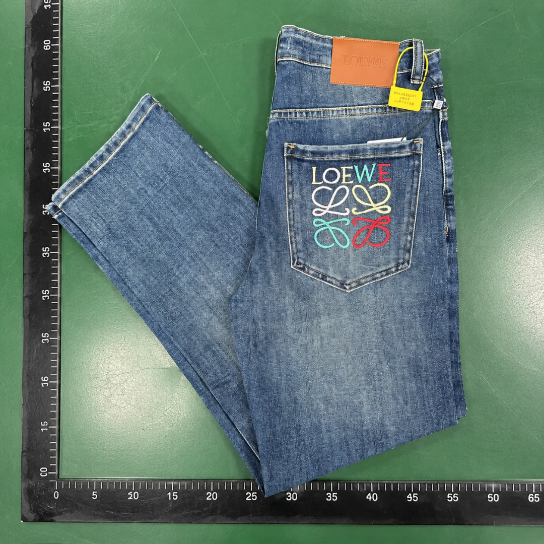 LOEWE Daily Logo Pocket Jeans with multicolor back-pocket emblem and lived-in wash QC photo