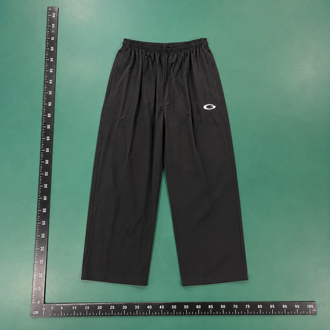 Oakley Streetwear Logo Track Pants - small oval emblem and smooth straight legs QC photo
