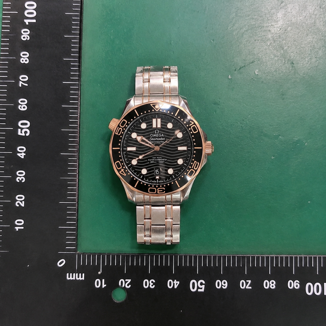 Wave-Pattern Dial Seamaster Dive Watch - Omega Essential Edit QC photo
