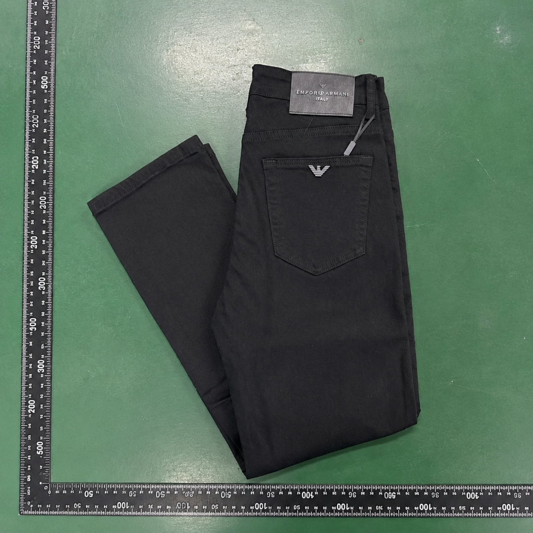 Slim Jeans with eagle pocket emblem and dark tonal wash - Emporio Armani Weekend Edit QC photo